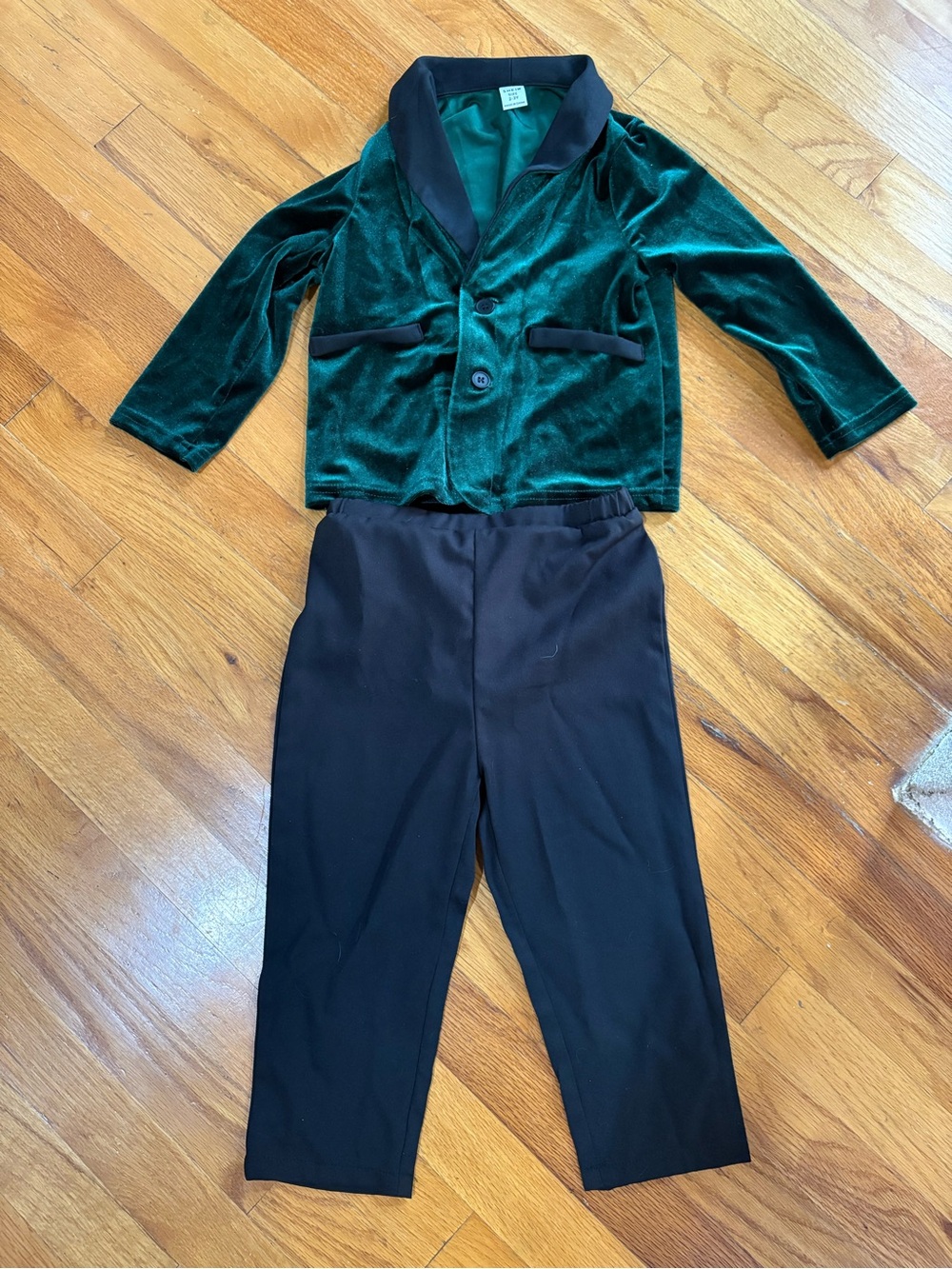 SHEIN Emerald Green Velvet Blazer & Black Cropped Trousers - Kids Matching Set